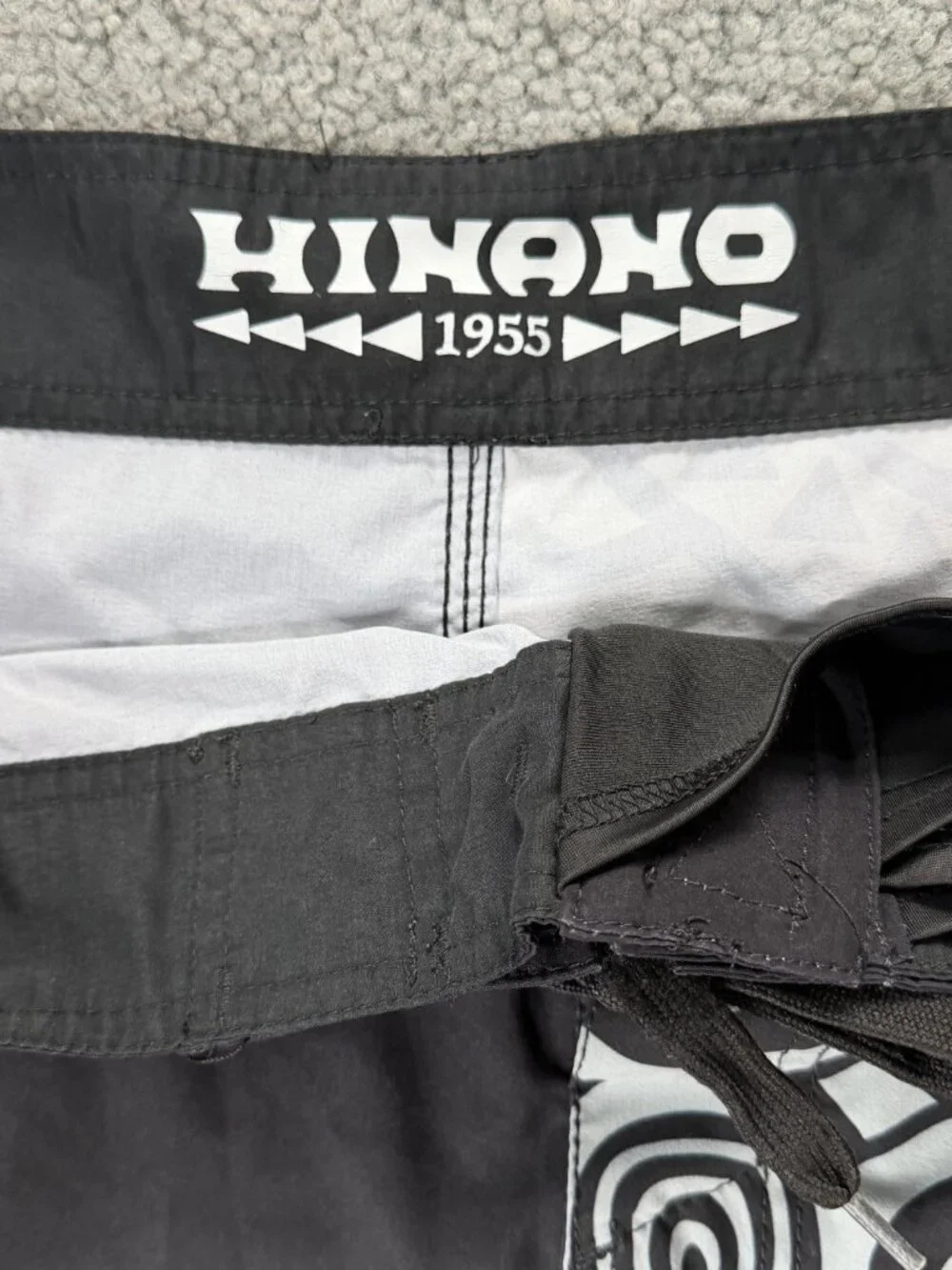 Rare Hinano Tahiti Collection Boardshorts -Men's Size 40 -Bold Polynesian Print